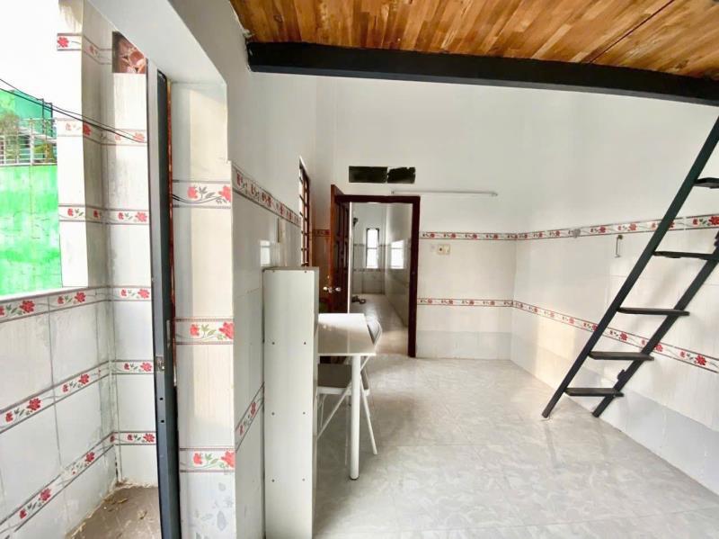 Trọ duplex có cửa sổ gần đại học công thương - đại học văn hiến ở được 2 - 3 người hỗ trợ dọn vào ở ngay - 3