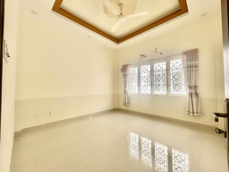 Cho thuê nhà nguyên căn 4 tầng 4mx17m, mt kinh doanh bông sao p5 q8. 19 triệu - 4
