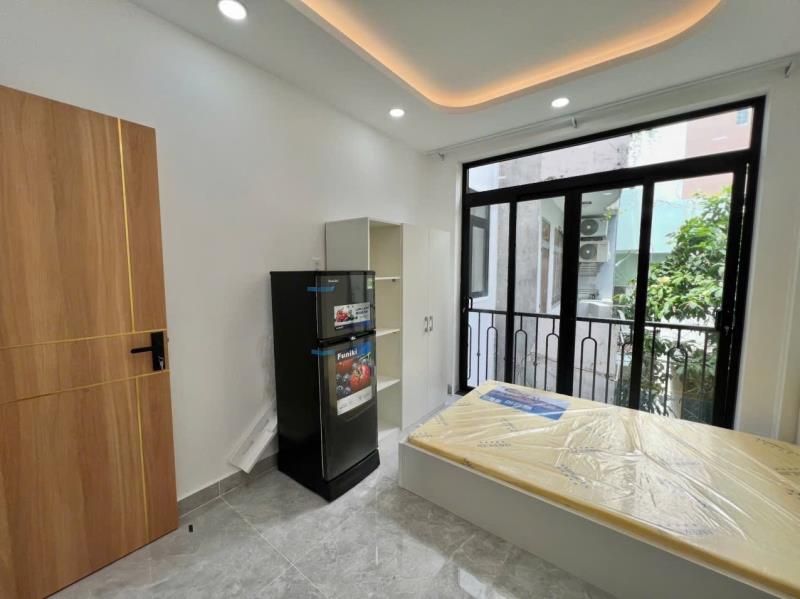 Cho thuê nhà mới ban công full nội thất đường bạch đằng gần uef, hutech , hồng bàng , gtvt và hàng xanh - 3