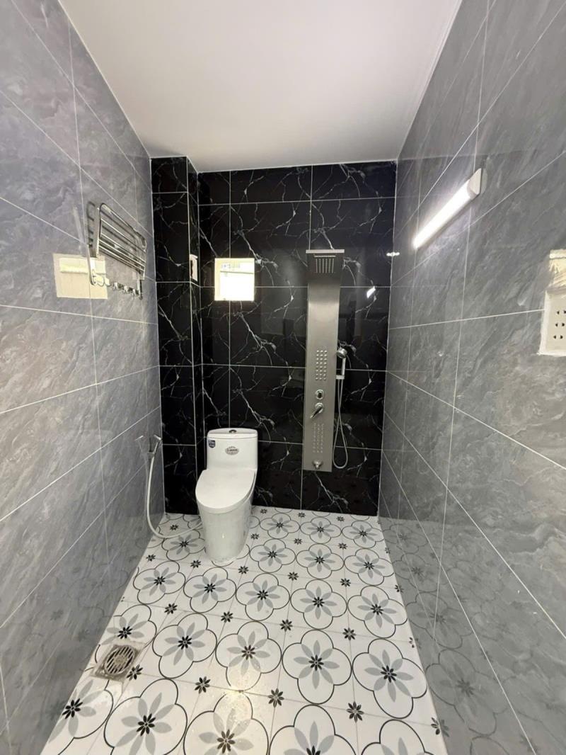 Nhà mới sát hà huy giáp - 2 mặt hẻm thoáng - gần 70m2- nhỉnh 4đ - 3