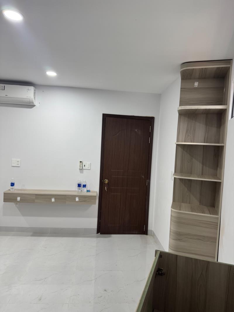 Thuê ngay phòng mới 100% rộng 30m2 full nt tại nơ trang long - 2