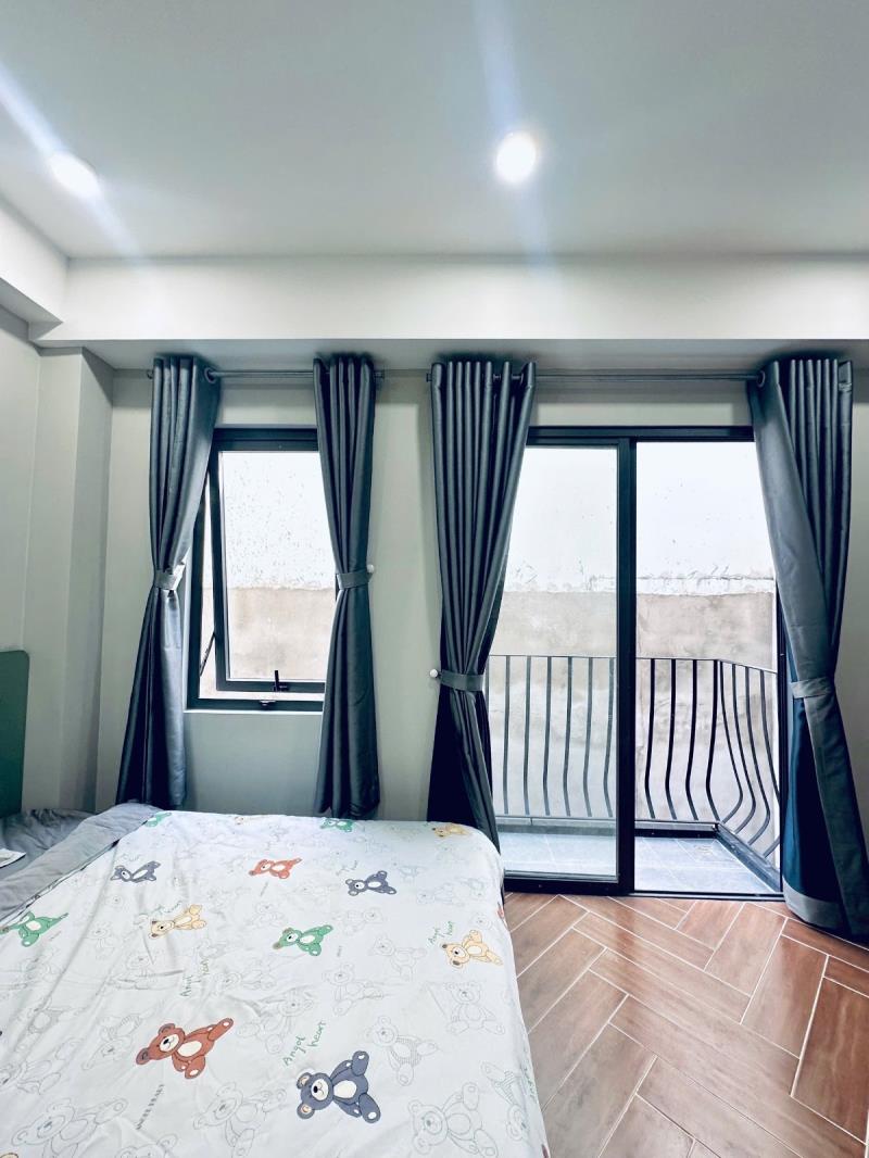 Căn hộ ban công lớn - máy giặt riêng - xa bếp - full nội thất cao cấp ở bùi đình tuý, bình thạnh gần hàng xanh, uef hiu hutech, giáp quận 1 - 3