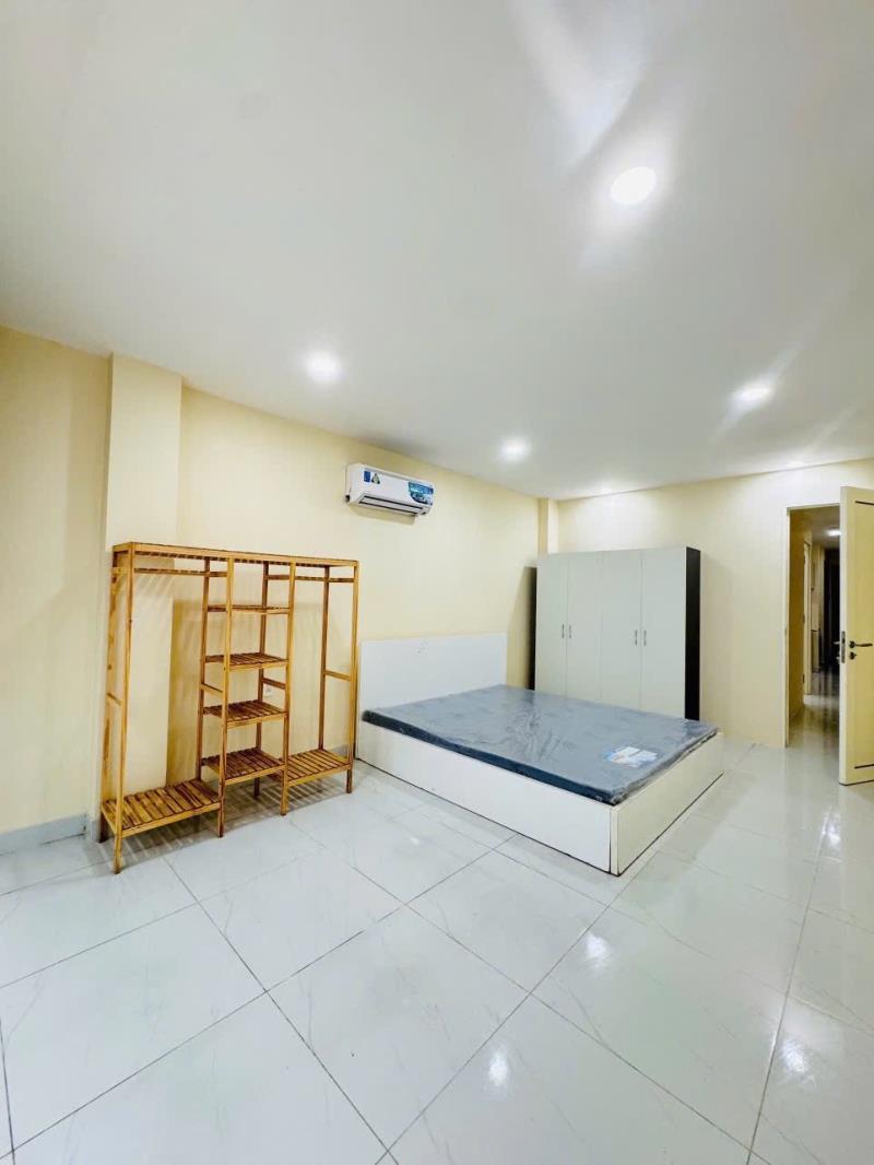 Thuê ngay căn hộ ban công mới 100% full nội thất ngay khu ẩm thực phan xích long giáp quận 1,3 khu an ninh - 3