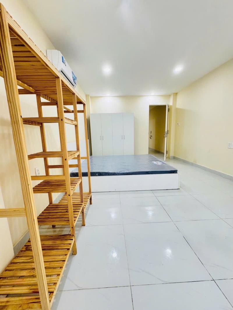 Thuê ngay căn hộ ban công mới 100% full nội thất ngay khu ẩm thực phan xích long giáp quận 1,3 khu an ninh - 4