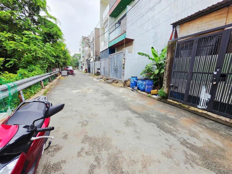 Bán đất phân lô hẻm 185 ngô chí quốc - hẻm chỉ 1 dãy nhà rất nhiều chỗ đậu ô tô - 3