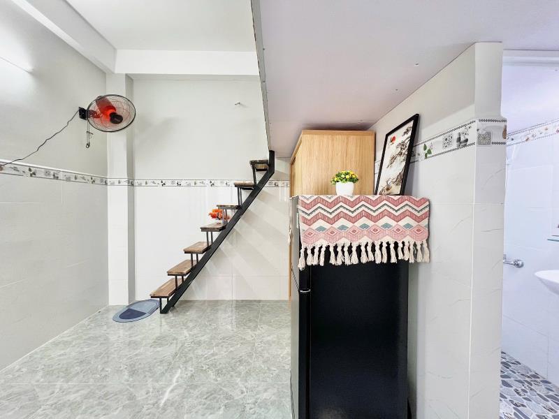 Phòng trọ có gác cửa sổ gần đại học văn hiến và đại học công thương quận tân phú-tiện đi tân bình quận 11 quận 10-gần aeon mall - 2