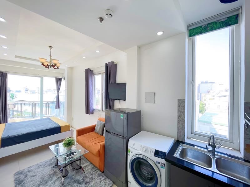 Căn hộ ban công lê văn sỹ gần trần quang diệu 40m2 full tiện nghi giá 7 triệu