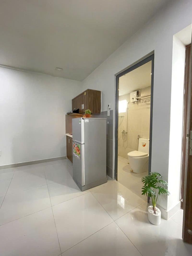📣 Cho thuê phòng trọ rộng rãi ở được 3-4 người - có thang máy, cửa vân tay an ninh - 2