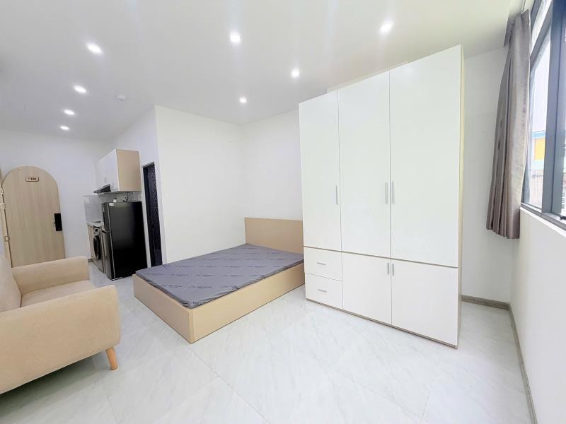 Căn hộ full nội thất mới có máy giặt, tăng bạt hổ