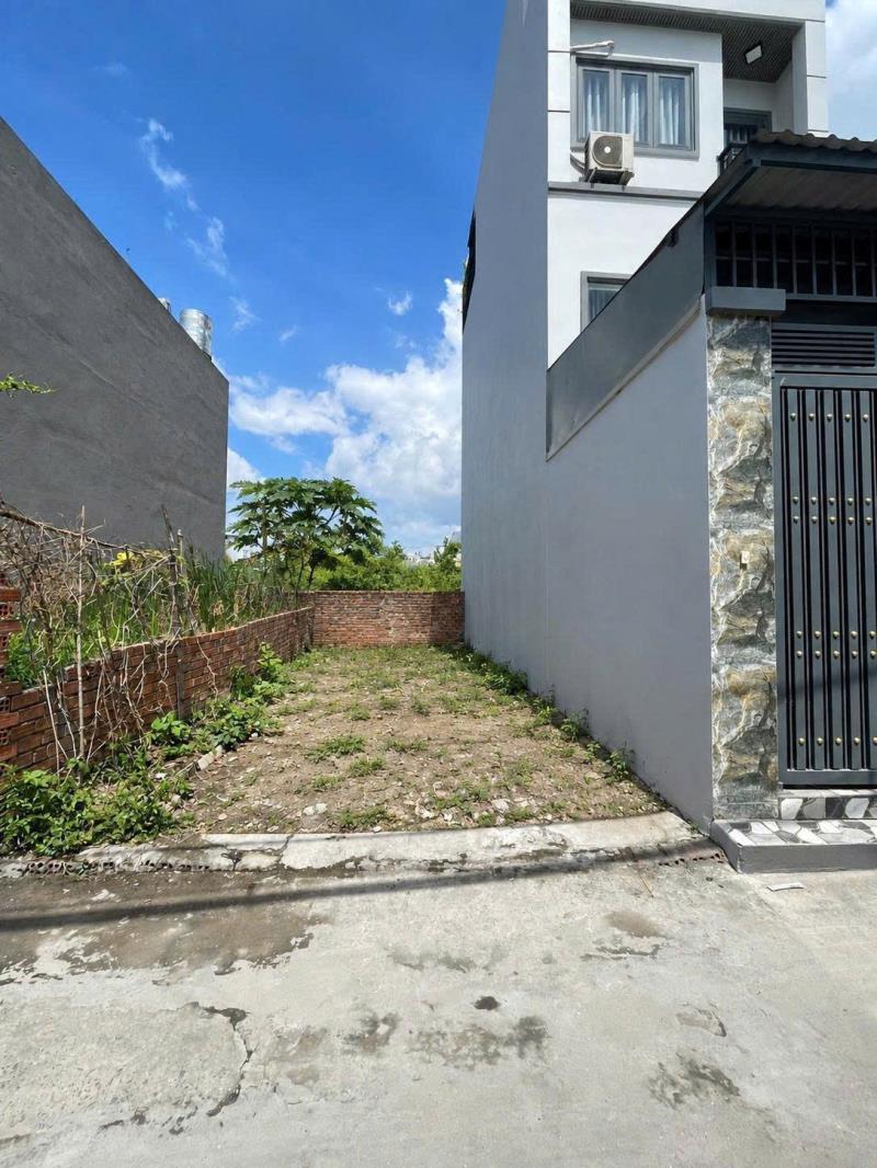 Vài trăm mét ra tô ngọc vân – đất gần 50m2 – ô tô tới đất – 3.25 tỷ - 2
