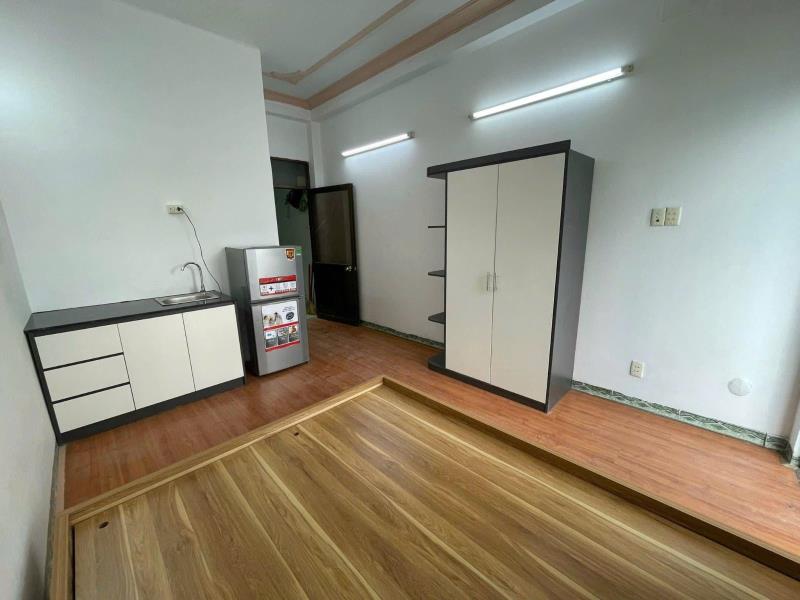 Phòng studio_ban công_bùi đình túy_gần ngã tư hàng xanh_hutech_uef_thuận tiện di chuyển quận 1, 3, phú nhuận  - 2
