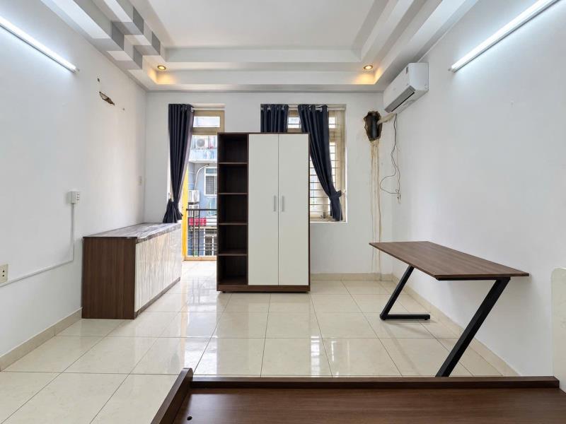 Nhà mới - phòng ban công full nội thất new- hẻm xe hơi đặng thuỳ trâm - đh văn lang - 3