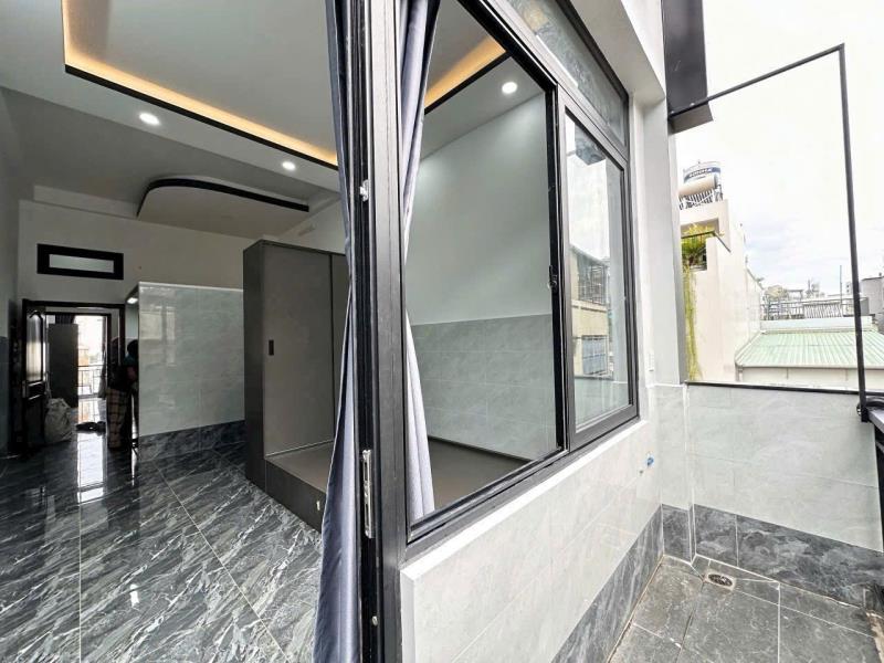 Studio xa bếp ban công lớn | khu vực phú nhuận  - 4