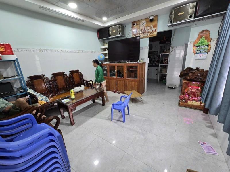 Bán nhà mặt tiền hẻm kinh doanh 606 quốc lộ 13 hiệp bình phước ngay kdc hồng long - 3