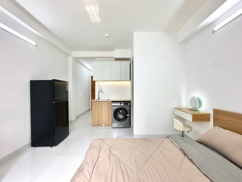 Studio - xvnt, bt - có máy giặt riêng, ban công - gần nguyễn gia trí, các trường đh lân cận - 4