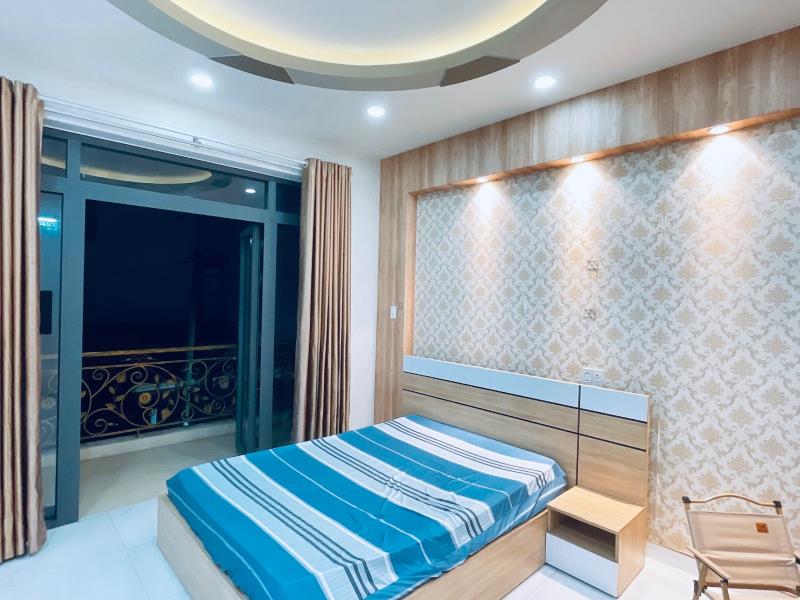 Cho thuê căn hộ ban công thang máy full nội thất ngay trần bình trọng gần khu ẩm thực phan xích long giáp quận 1,3 khu an ninh mặt tiền đường - 2