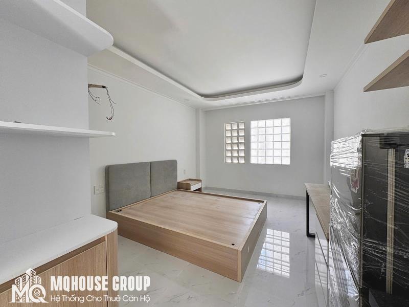 Khai trương căn studio cửa sổ mới 100% full nội thất tone gỗ ngay ung văn khiêm gần ngã tư hảng xanh giáp quận 1,3 khu an ninh - 4