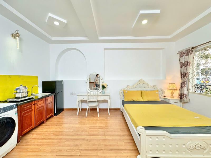 Căn hộ đẹp ban công thoáng 35m2 gần chợ nguyễn văn trỗi q3 - 3