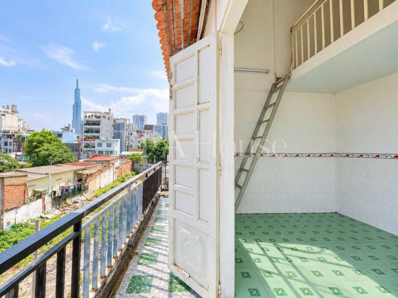 Cho thuê phòng duplex gác cao cửa sổ thoáng ngay ung văn khiêm - 4