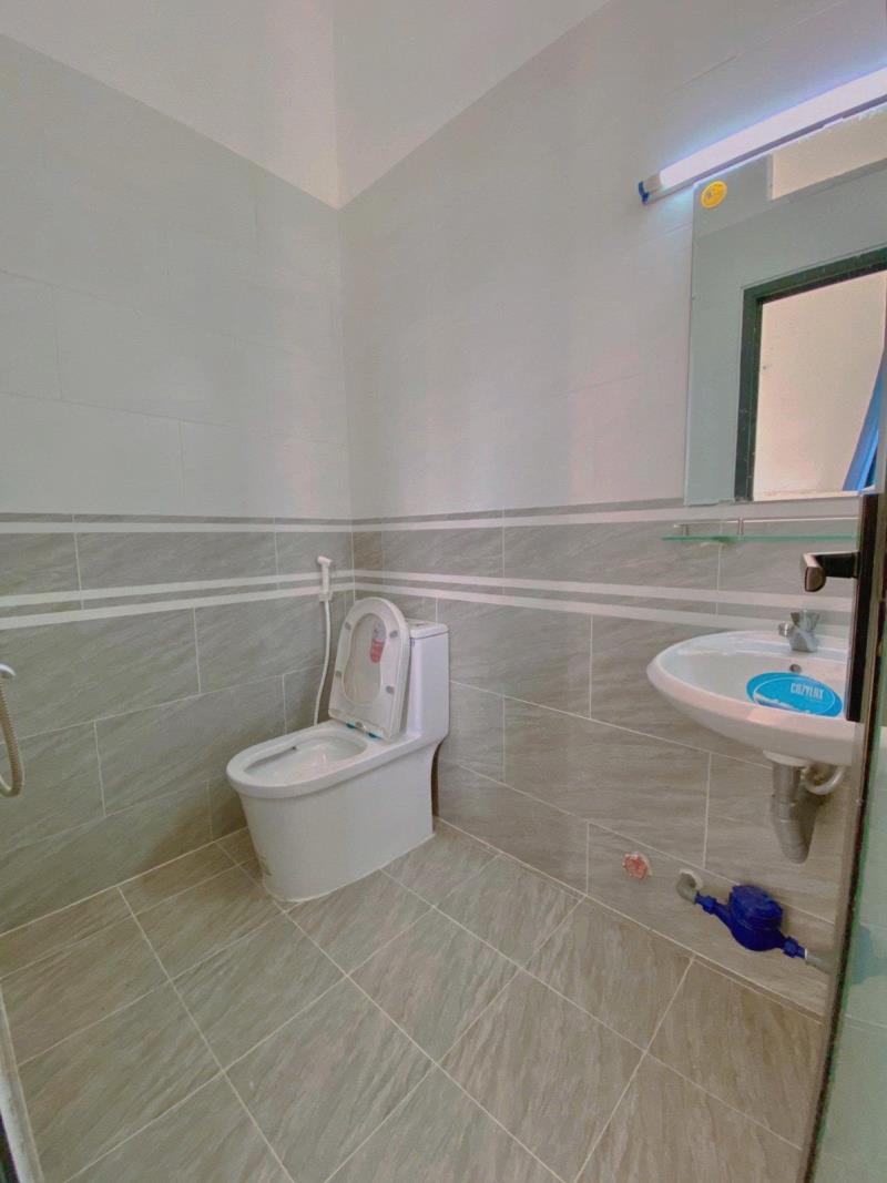 Cho thuê căn hộ rộng rãi - 50m2 -đường cầm bá tước, phú nhuận gần chợ bà chiểu - 3