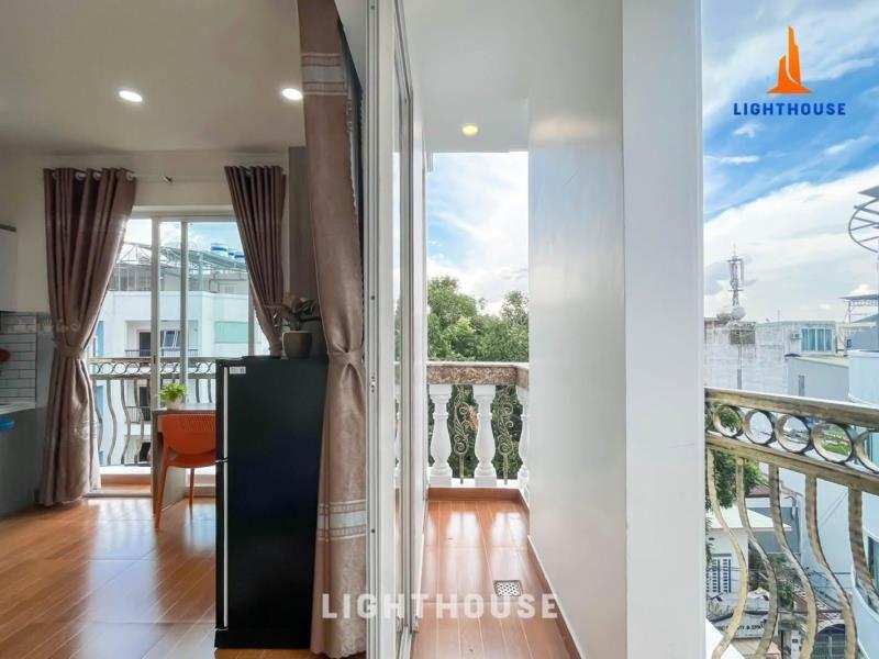 Cho thuê căn hộ studio ban công 2 mặt tiền ngay khu k300 gần vòng xoay lăng cha cả và chợ hoàng hoa thám - 4
