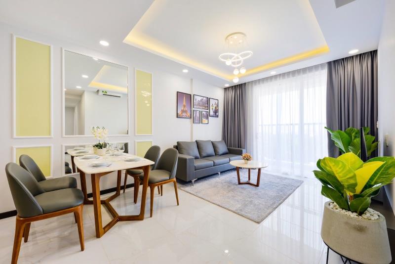 Cho thuê gấp căn hộ hùng vương plaza (có suất ô tô), dt: 130m² (3pn - 3wc), nội thất cao cấp - 2