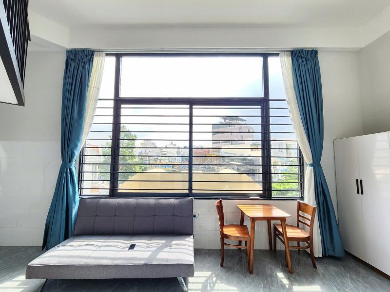 Căn hộ full nội thất có cửa sổ lớn lâm văn bền quận 7 - 2