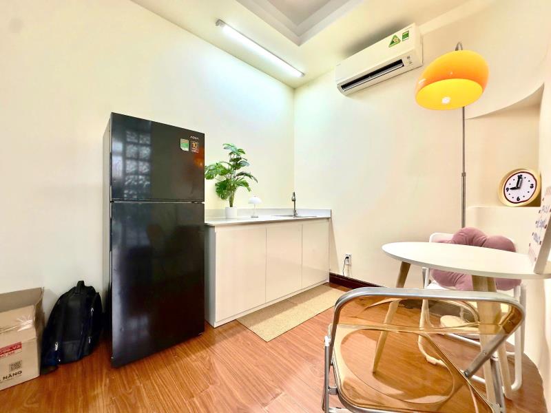 Mới 100% voucher giảm 500k cho căn hộ ban công tách bếp ngay trần bình trọng 40m2 gần khu ẩm thực phan xích long giáp quận 1,3 hẻm ô tô - 3