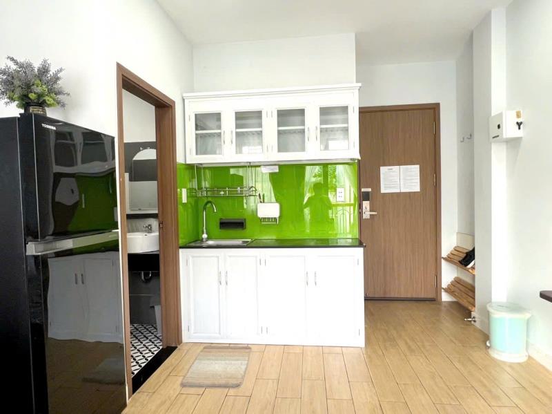Trống sẵn căn hộ ban công full nội thất cao cấp ngay an ninh ngay đinh bộ lĩnh gần ngã tư hàng xanh giáp quận 1,3 hẻm ô tô  - 2