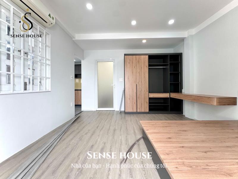 Penthouse 1pn | có sân vườn | full nội thất | thang máy tận phòng | rộng 50m2 - 2