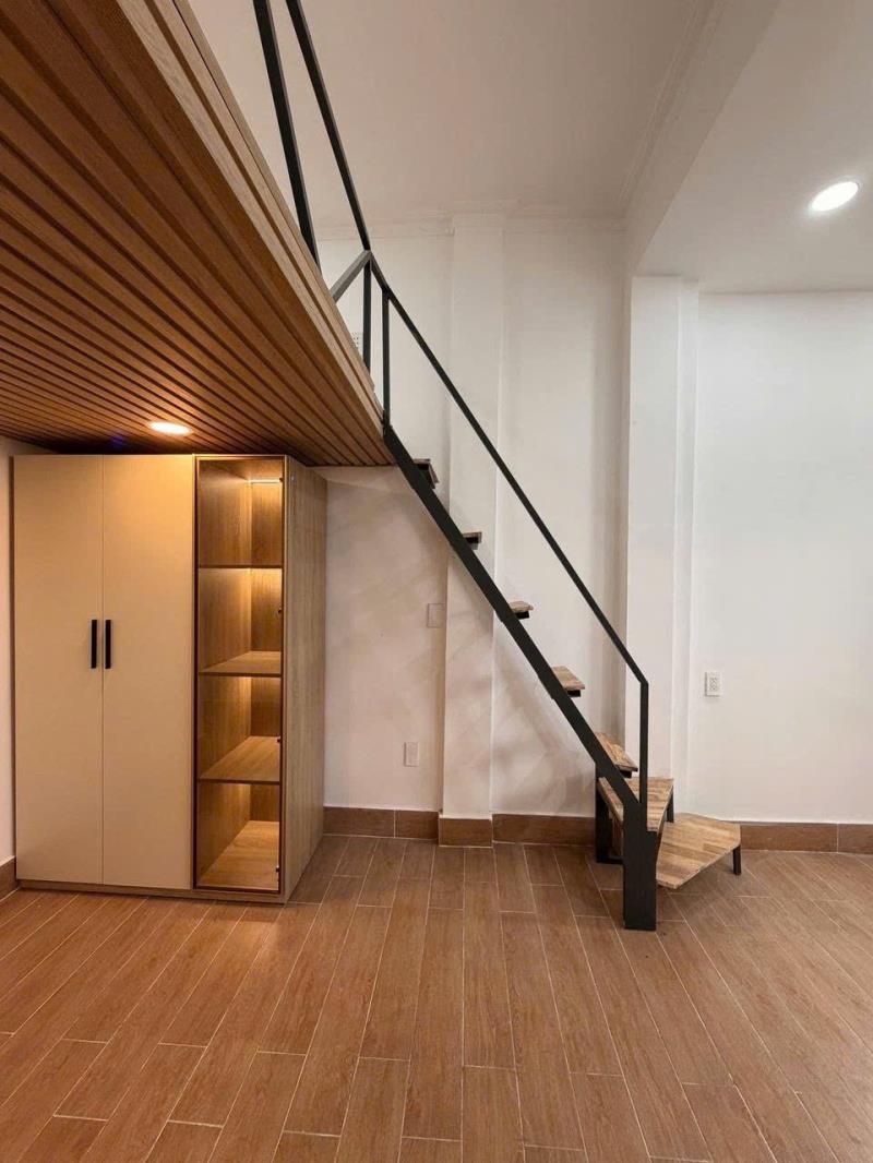 Trống lại phòng duplex 30m2 tone gỗ full nt tại xvnt - 2