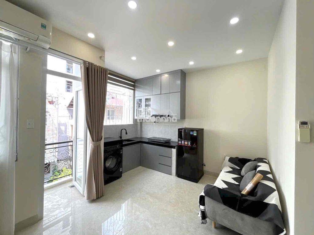 Cho thuê căn hộ ban công máy giặt riêng rộng 30m2 ngay chợ bàn cờ - 2