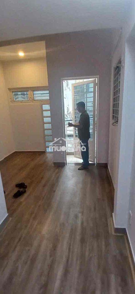 Cho thuê nhà nguyên căn. 4x7m (1pn1wc) trần khắc chân p.tân định q1 - 2