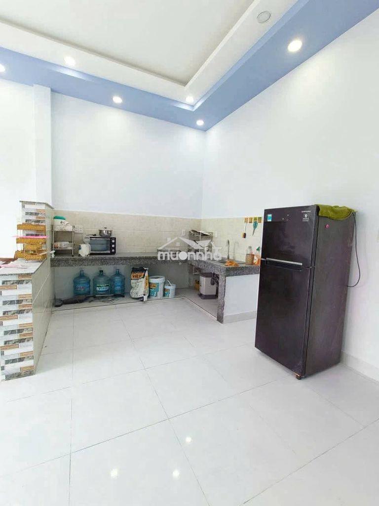 Nhà cấp 4 2pn sân oto - gần ngã 3 mỹ thành, q9 - 2
