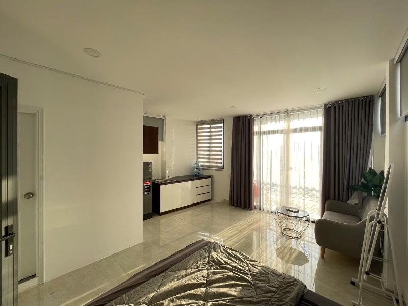Phòng ban công_thang máy_full nt_gần phú nhuận, chợ bà chiểu, khu hàng xanh. - 3