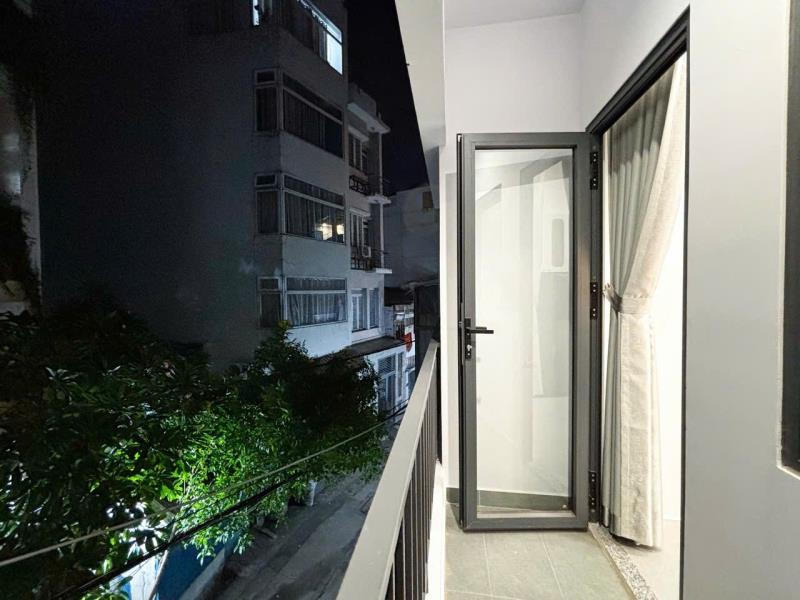 Cho thuê căn hộ 1 phòng ngủ quận 1 gần nhà thờ đức bà, dinh độc lập - 4
