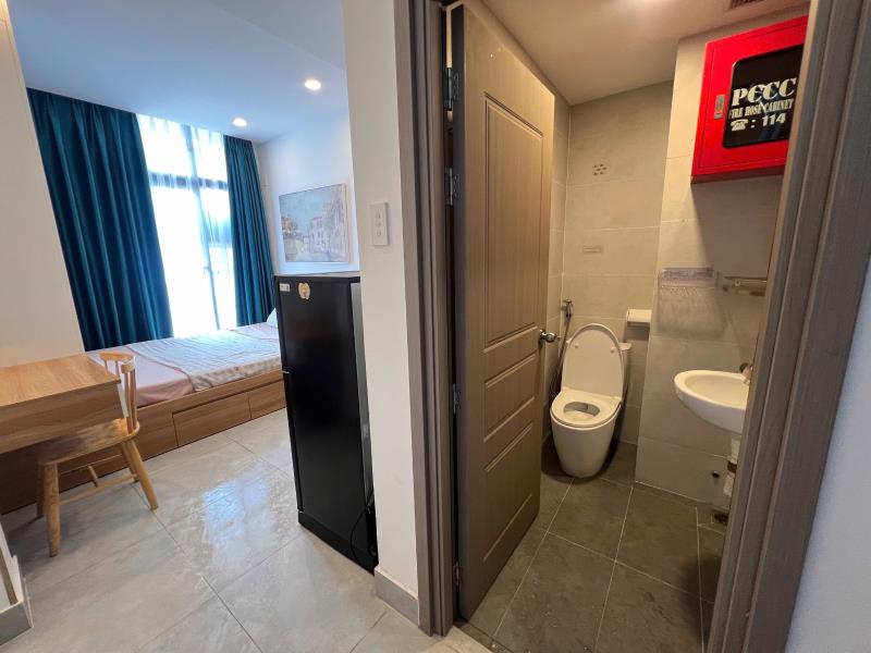 Cho thuê căn hộ studio quận 1 - phòng full nội thất - ban công thoáng gần đh ueh viện isp - công viên lê văn tám - 4