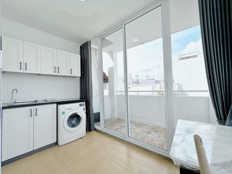 Căn hộ mini ban công lớn nhiều cửa sổ thoáng máy giặt riêng thích quảng đức gần q3,q1 tiện ra hàng xanh - 3