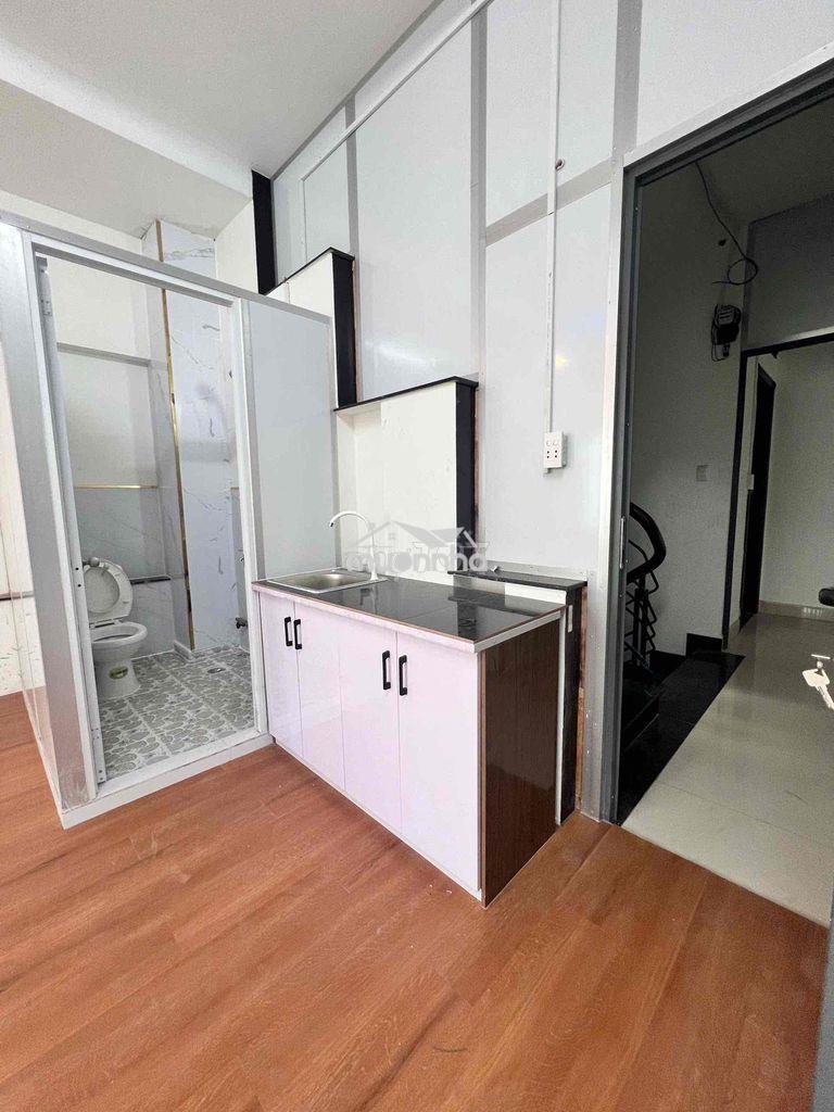 🍁Phòng studio cửa sổ trời thoáng - rộng gần ngã tư 4 xã - 4