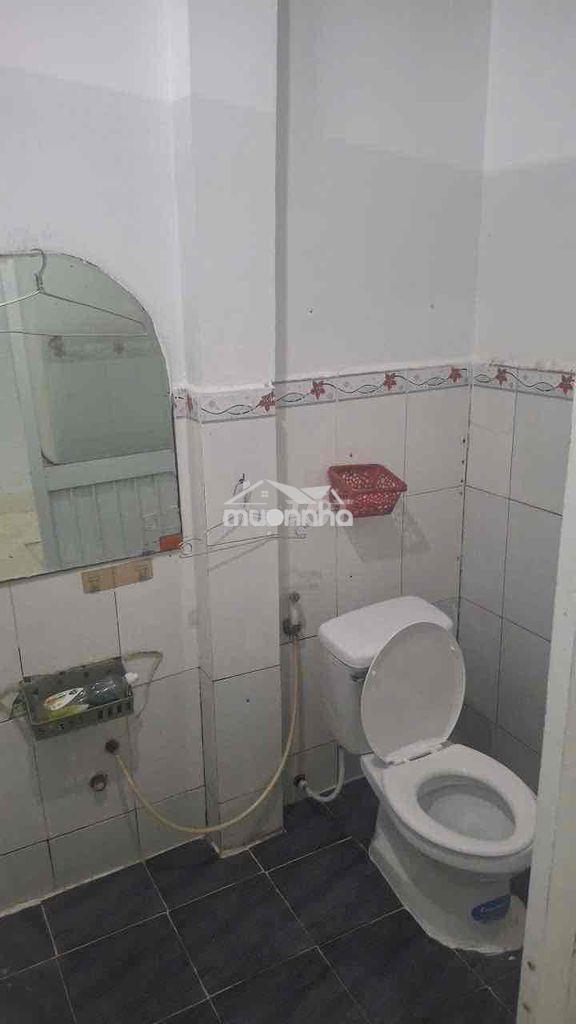 Cho thuê nhà hẻm xe hơi đường huỳnh tấn phát 7 tr - 3