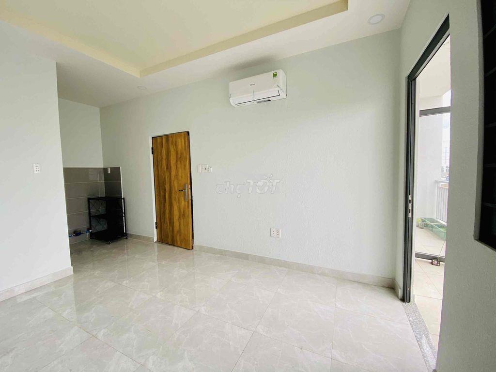 Cho thuê phòng trống ban công, ngay cầu tân thuận - 3