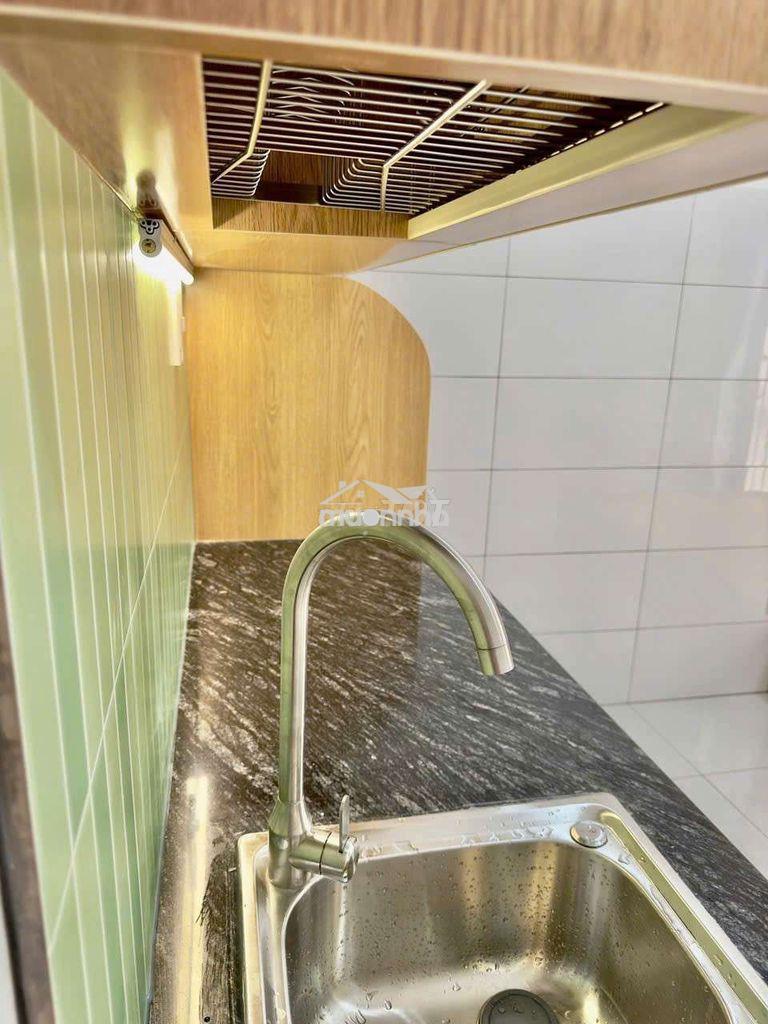 Phòng ban công full nội thất - 4