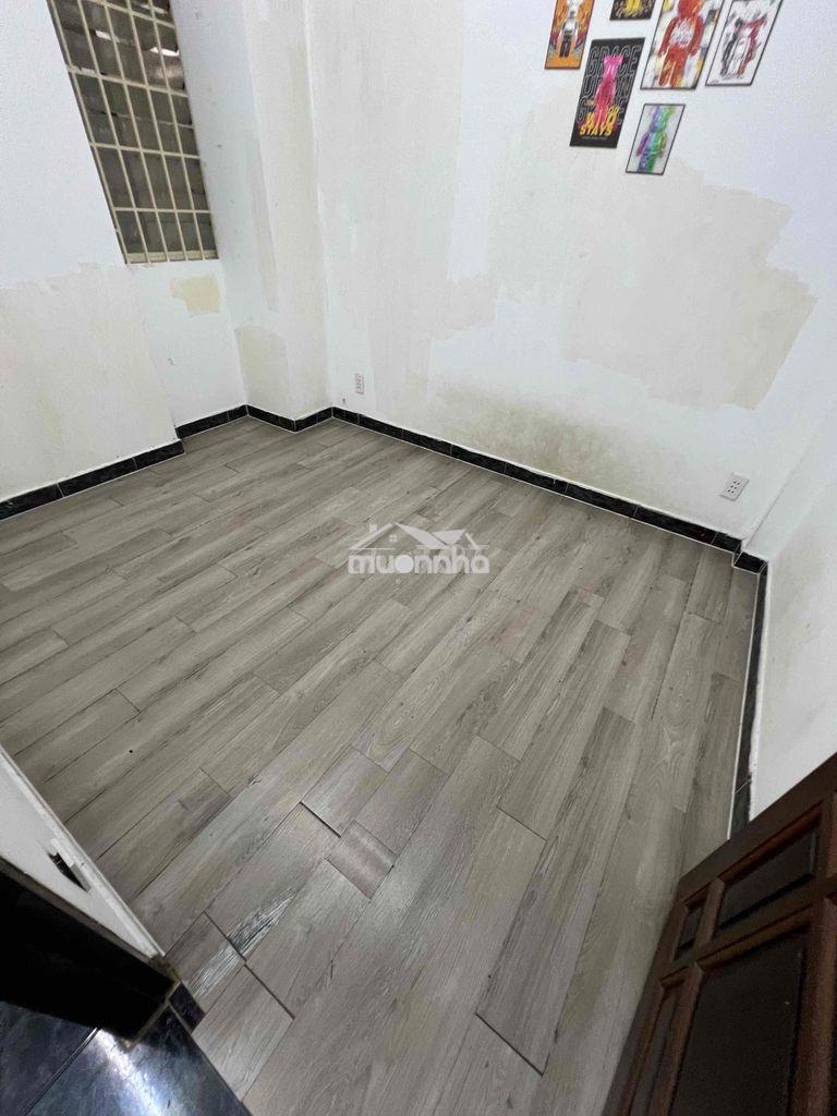 Cho thuê nhà kho 8x18m trống suốt 22tr - 3