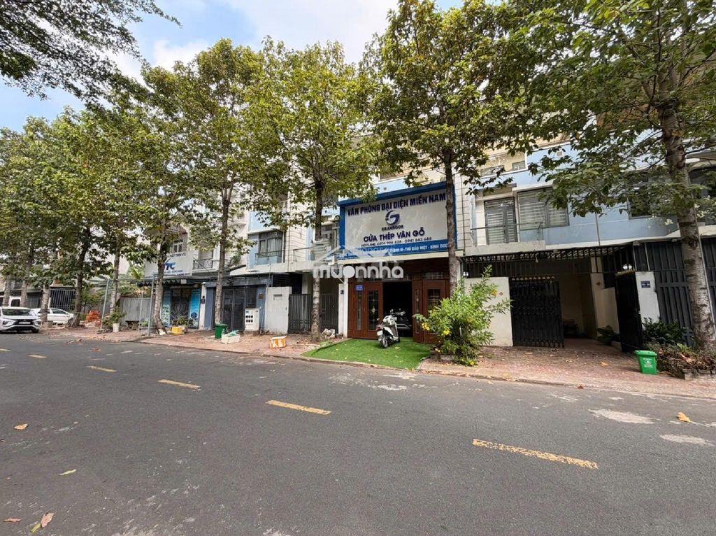 Bán lỗ nhà 3 tầng ngay mt đường số 12 kdc hiệp thành 3 - thủ dầu một - 4