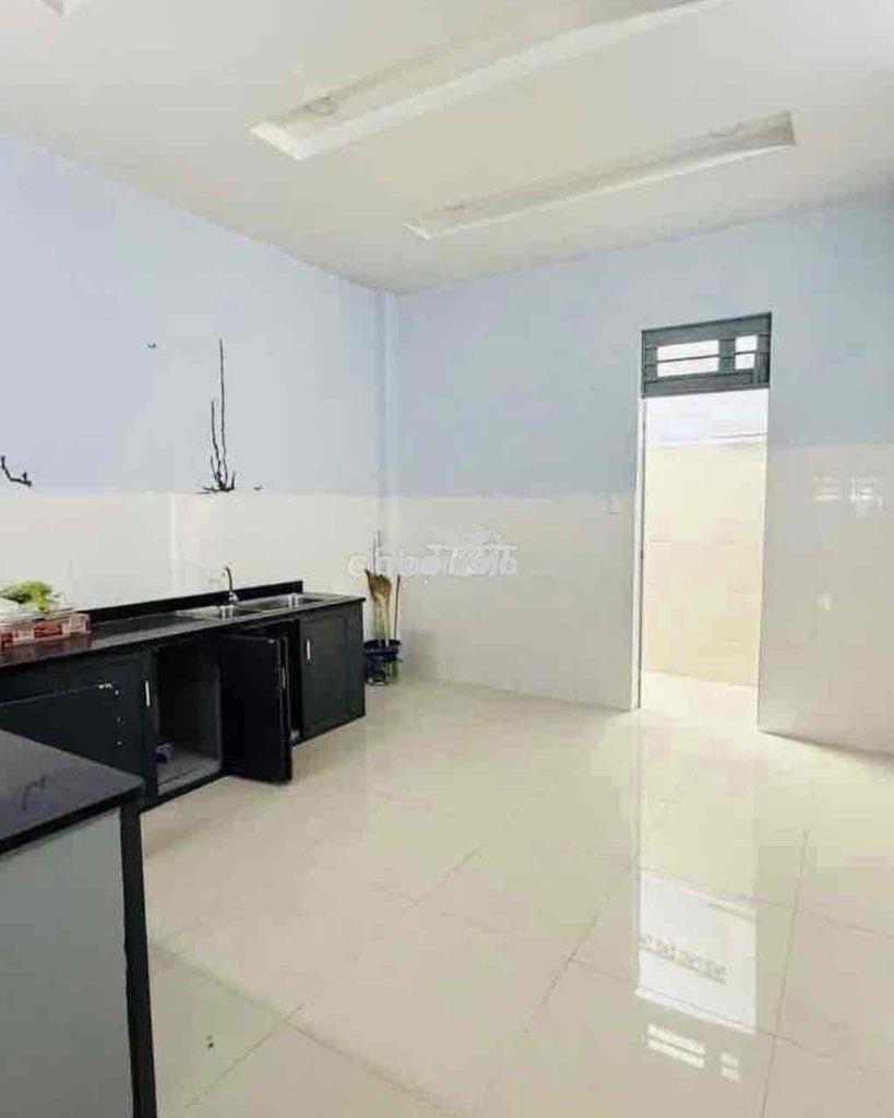 Nhà rộng mới, 1 trệt 2 lầu, 3p. ngủ, hẻm rộng thoáng ok - 3