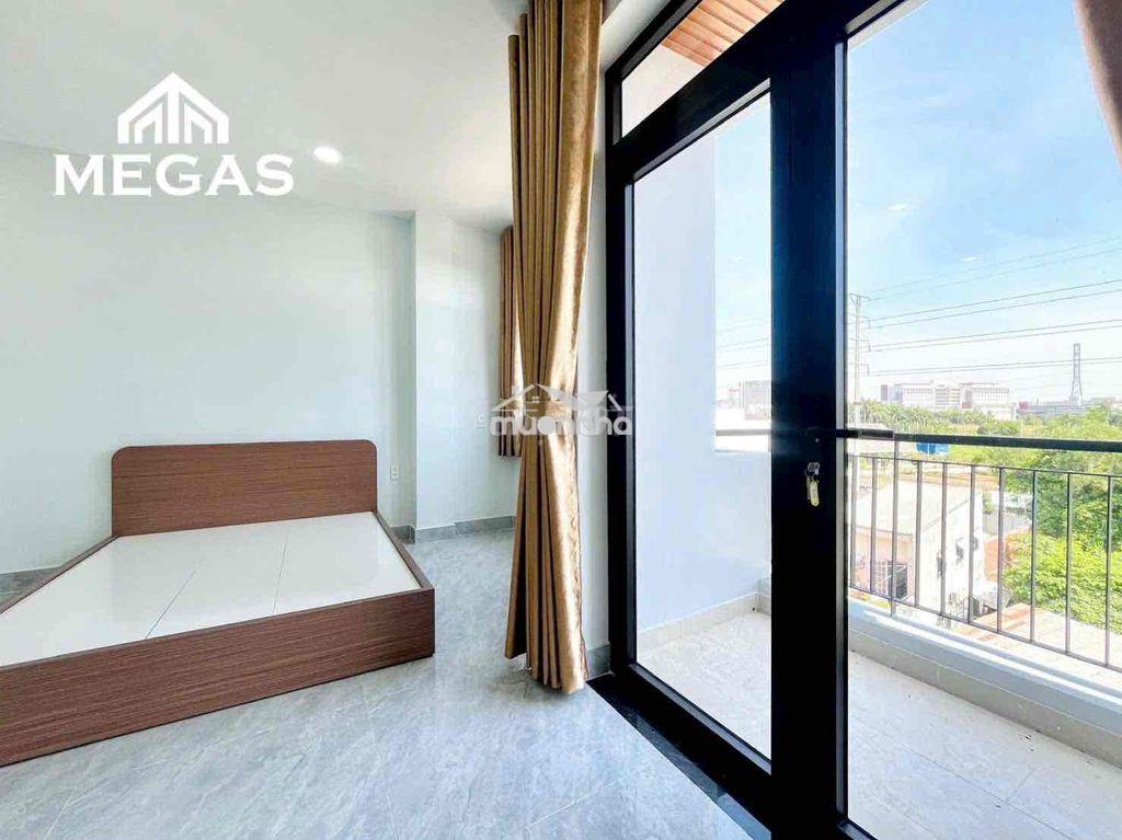 Căn hộ ban công full nội thất 40m2 ngay công viên làng hoa - 4