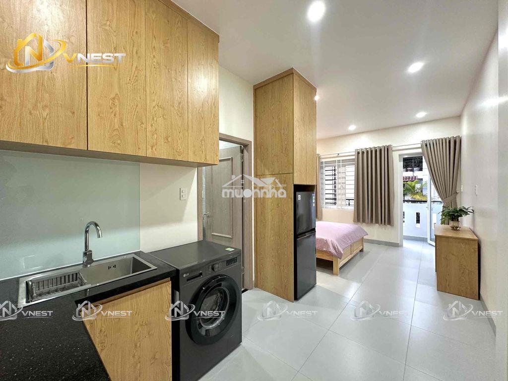 Chỉ 10tr có ngay căn hộ ban công đi bộ qua chợ bến thành - takashimaya - 2