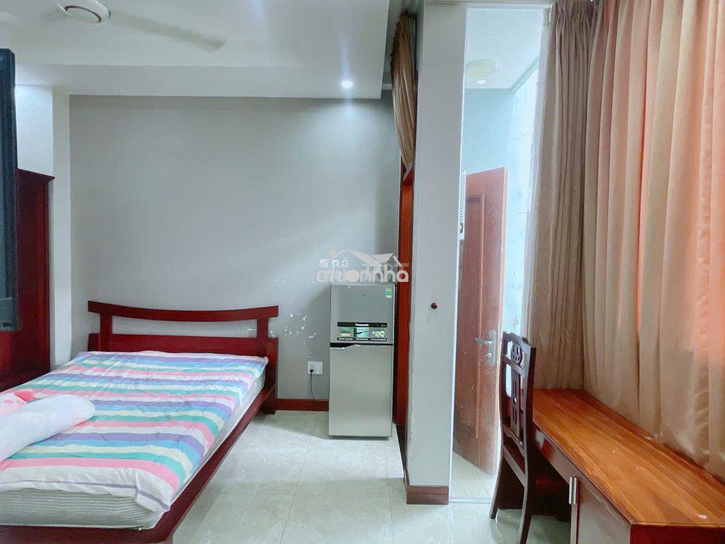 Phòng ban công full nội thất ngay sân bay tsn, an ninh giờ tự do - 2