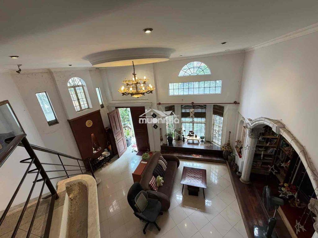 Tổng giãm 3.3 tỷ, giá chào mới chỉ 16.9 tỷ. hoàng hoa thám -121m2 - - 3