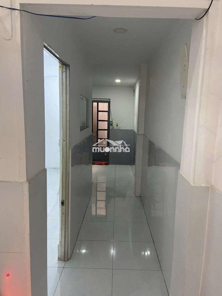 Cho thuê nhà hẻm xe tải 4,5x 14 1lửng 2pn 2wc - 2
